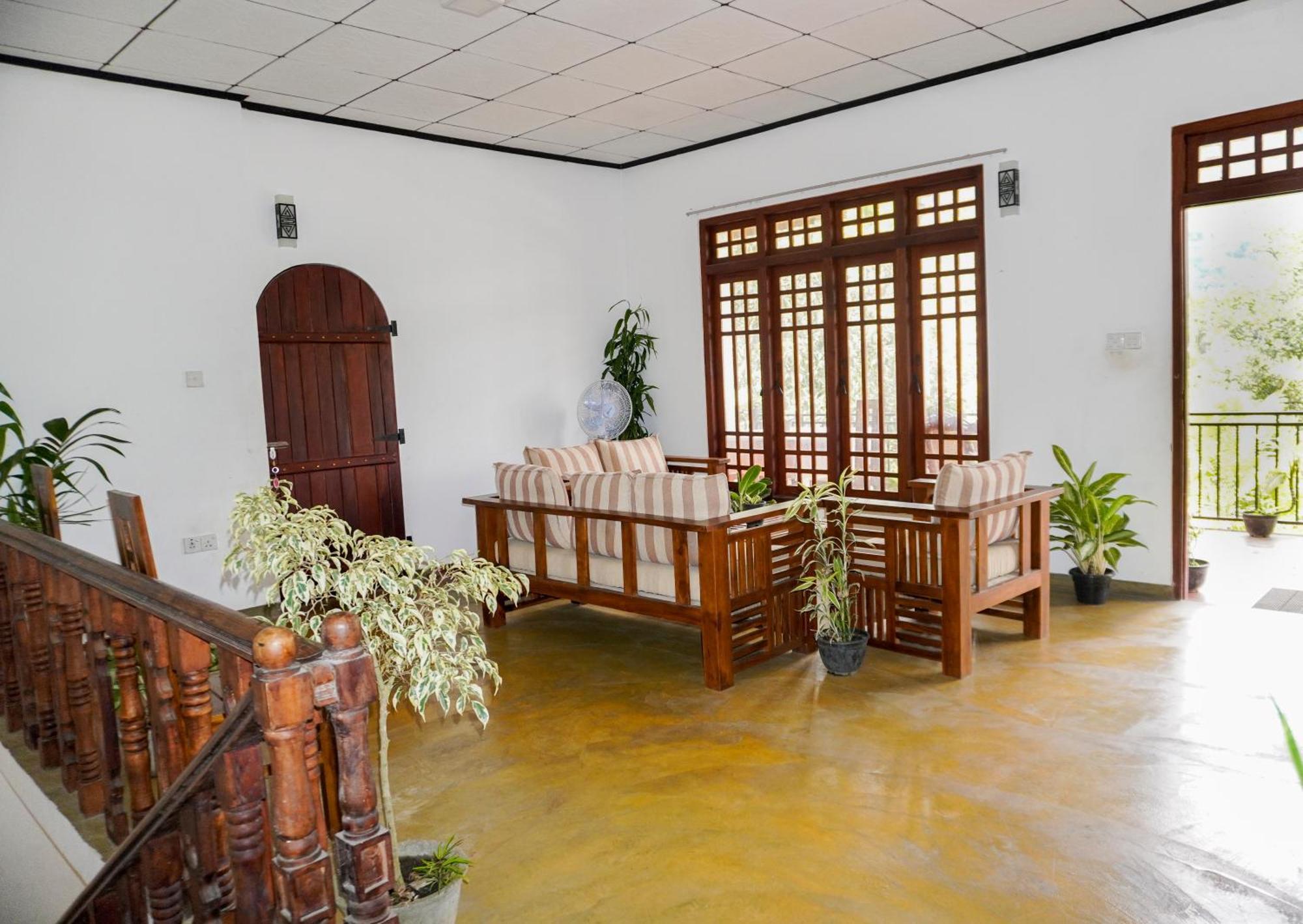 Sadula Home Villa Ella Buitenkant foto