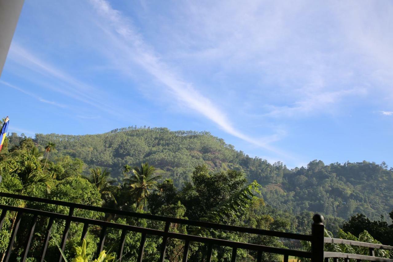 Sadula Home Villa Ella Buitenkant foto